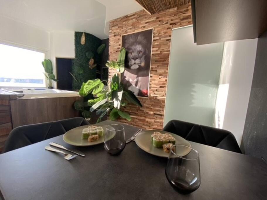 Sunset Apartment Six-Fours-les-Plages Luaran gambar